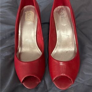 East 5th Bold Red Peep-Toe Heels